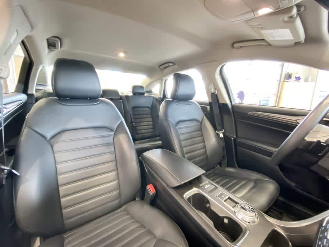 Thumbnail: 2017 Ford Fusion - 27