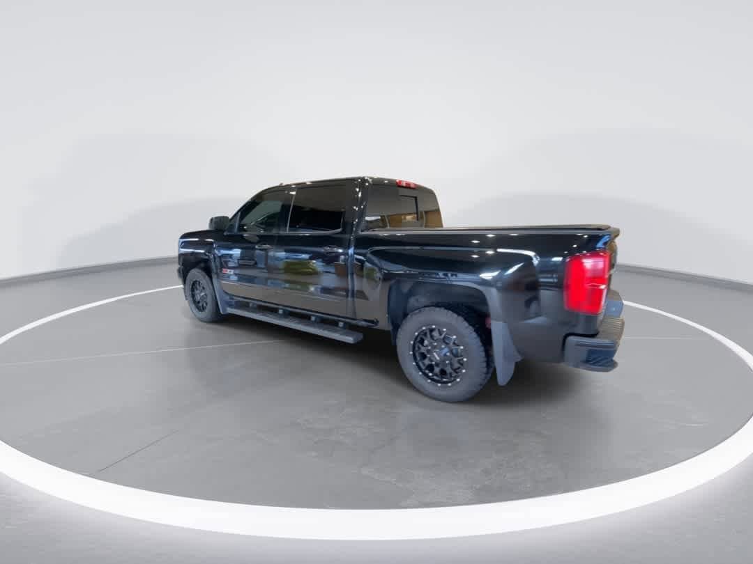 Thumbnail: 2017 Chevrolet Silverado 1500 - 6