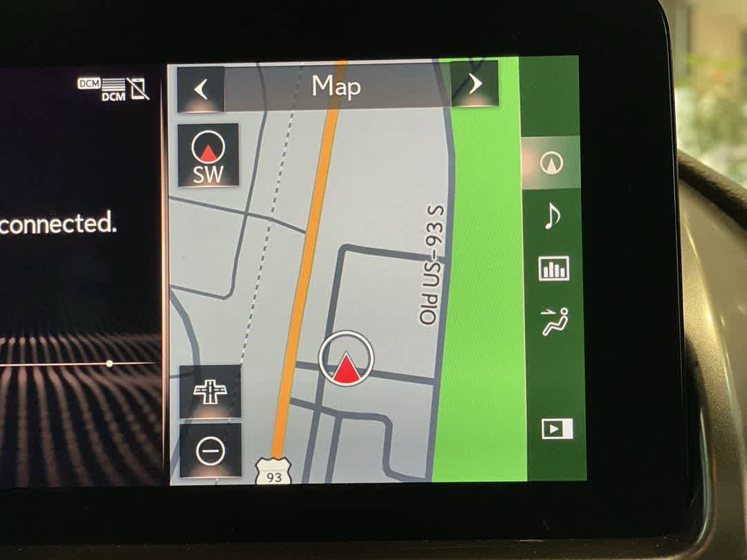 Thumbnail: 2023 Lexus GX - 19