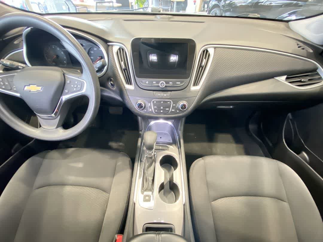 Thumbnail: 2023 Chevrolet Malibu - 23