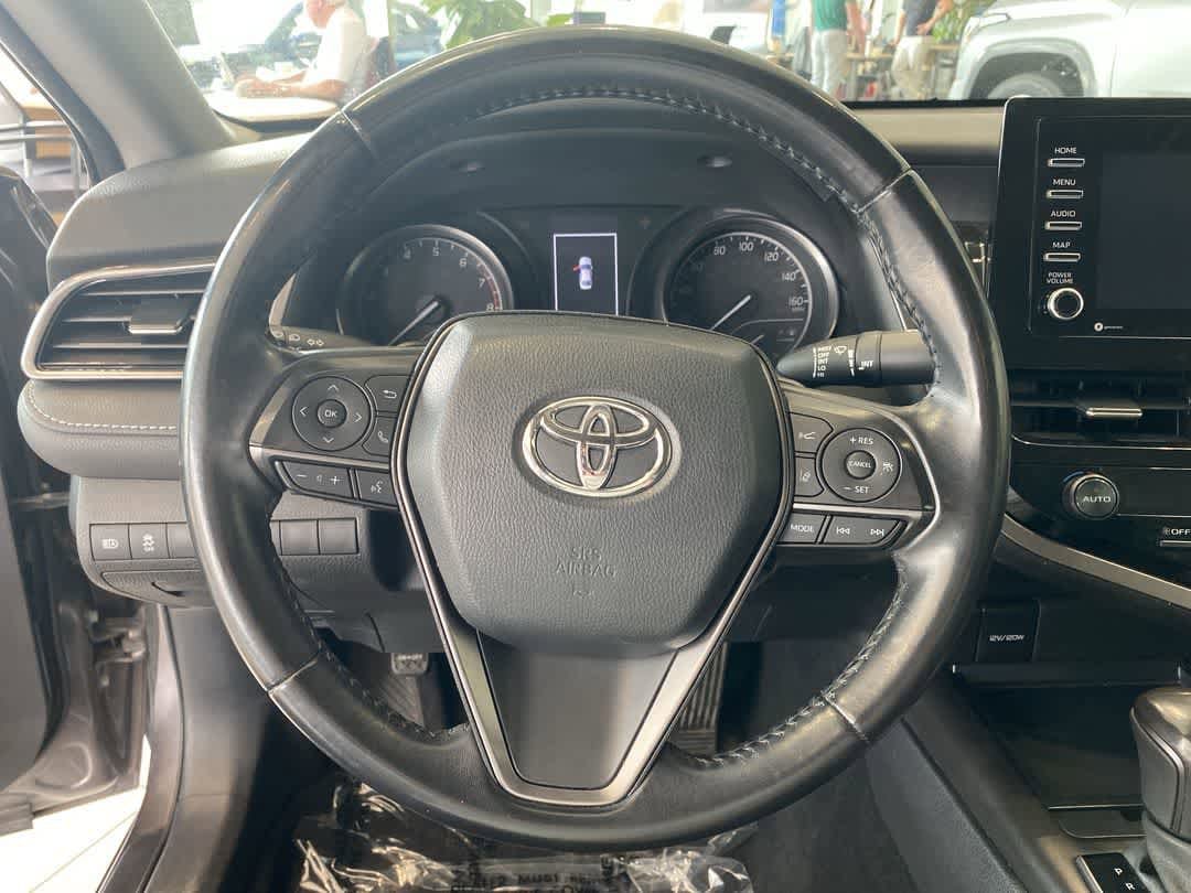 Thumbnail: 2021 Toyota Camry - 16