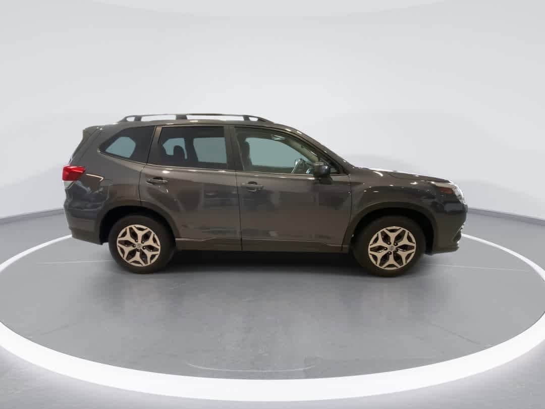 Thumbnail: 2022 Subaru Forester - 9