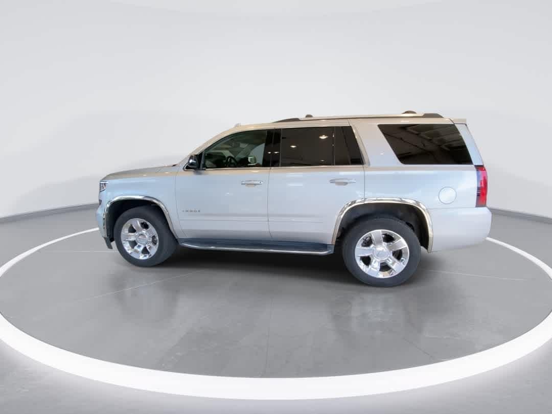 Thumbnail: 2018 Chevrolet Tahoe - 4