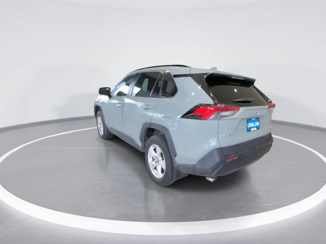 Thumbnail: 2021 Toyota RAV4 - 6