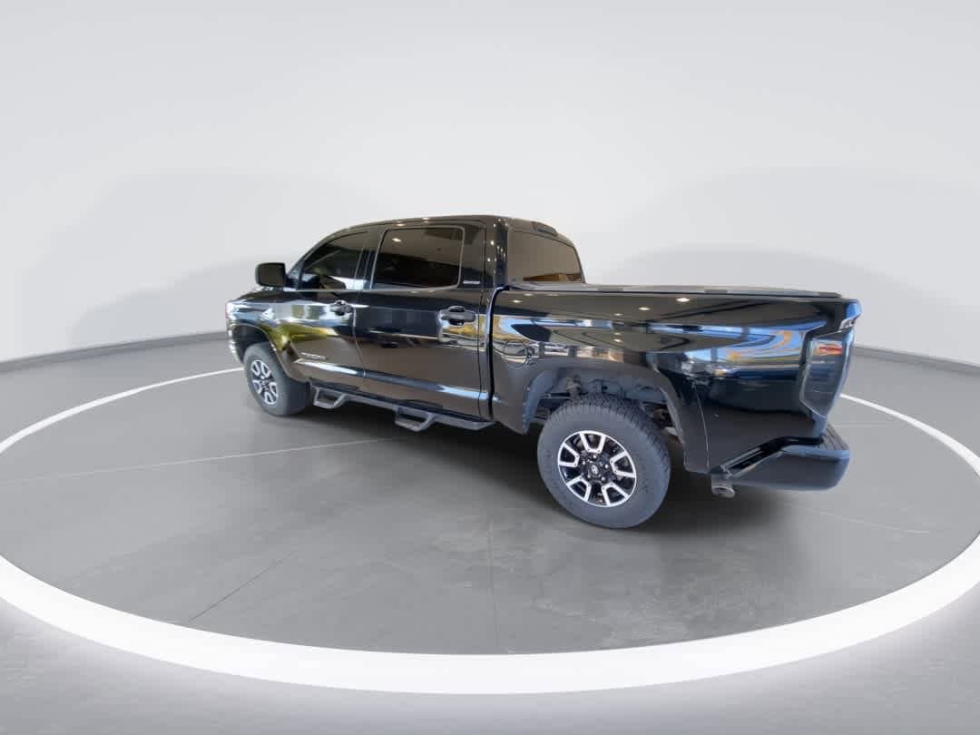 Thumbnail: 2018 Toyota Tundra - 6