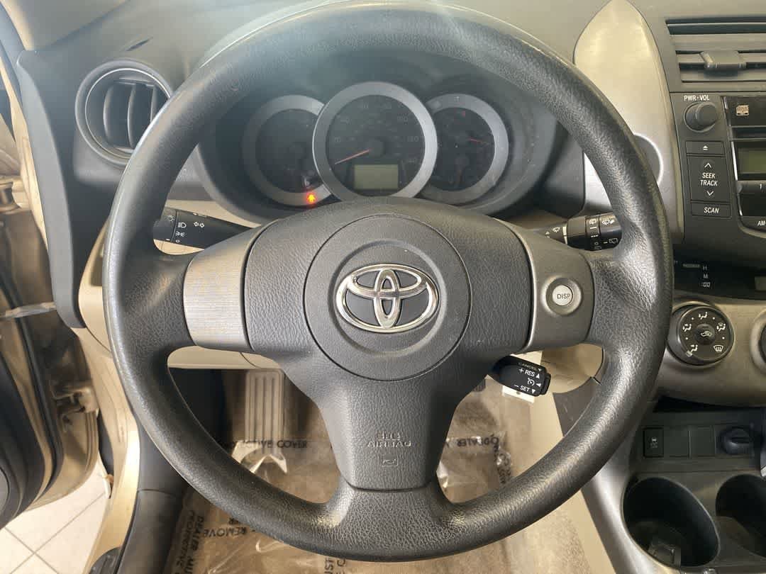 2009 Toyota RAV4 Base 16