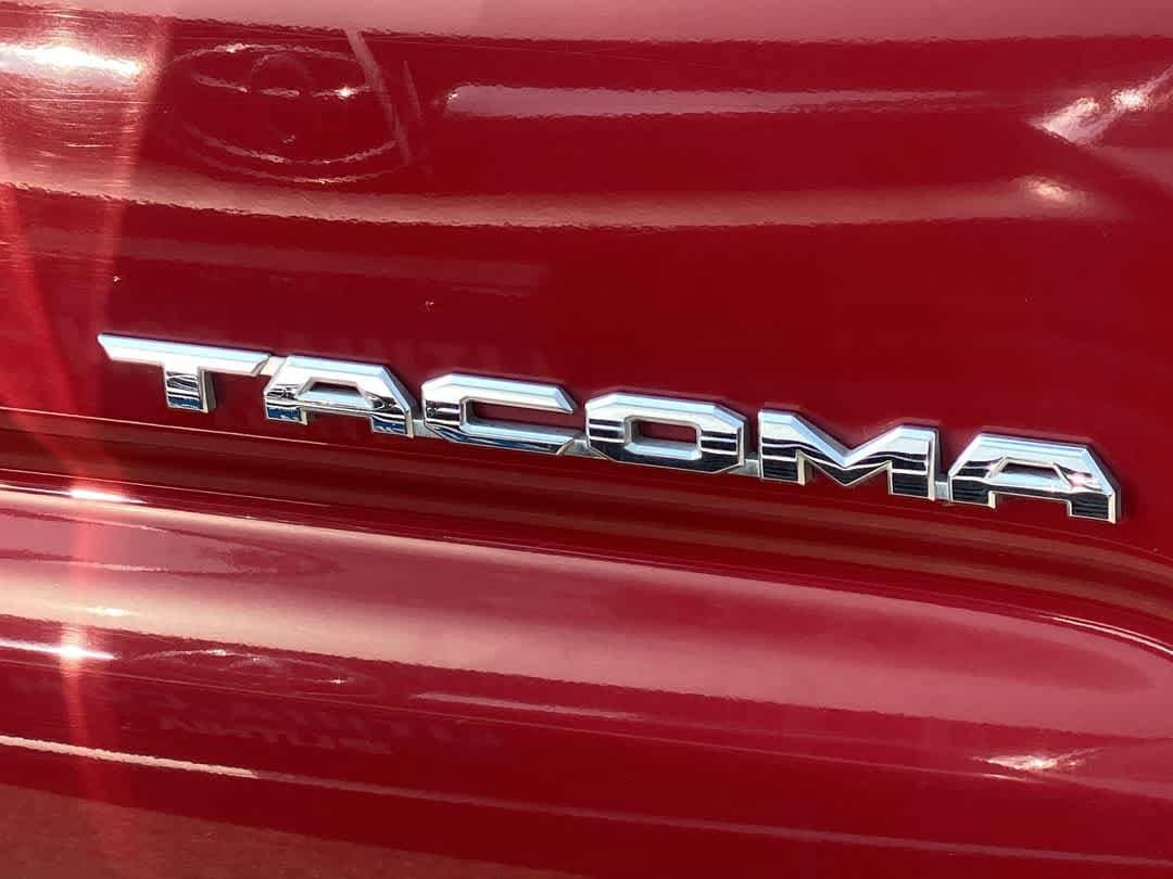2021 Toyota Tacoma TRD Off Road - Photo 11
