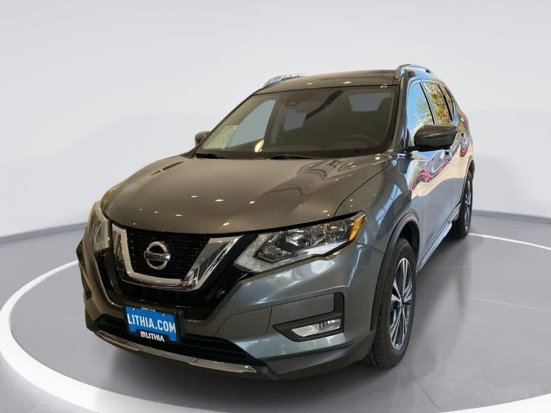 Thumbnail: 2017 Nissan Rogue - 1