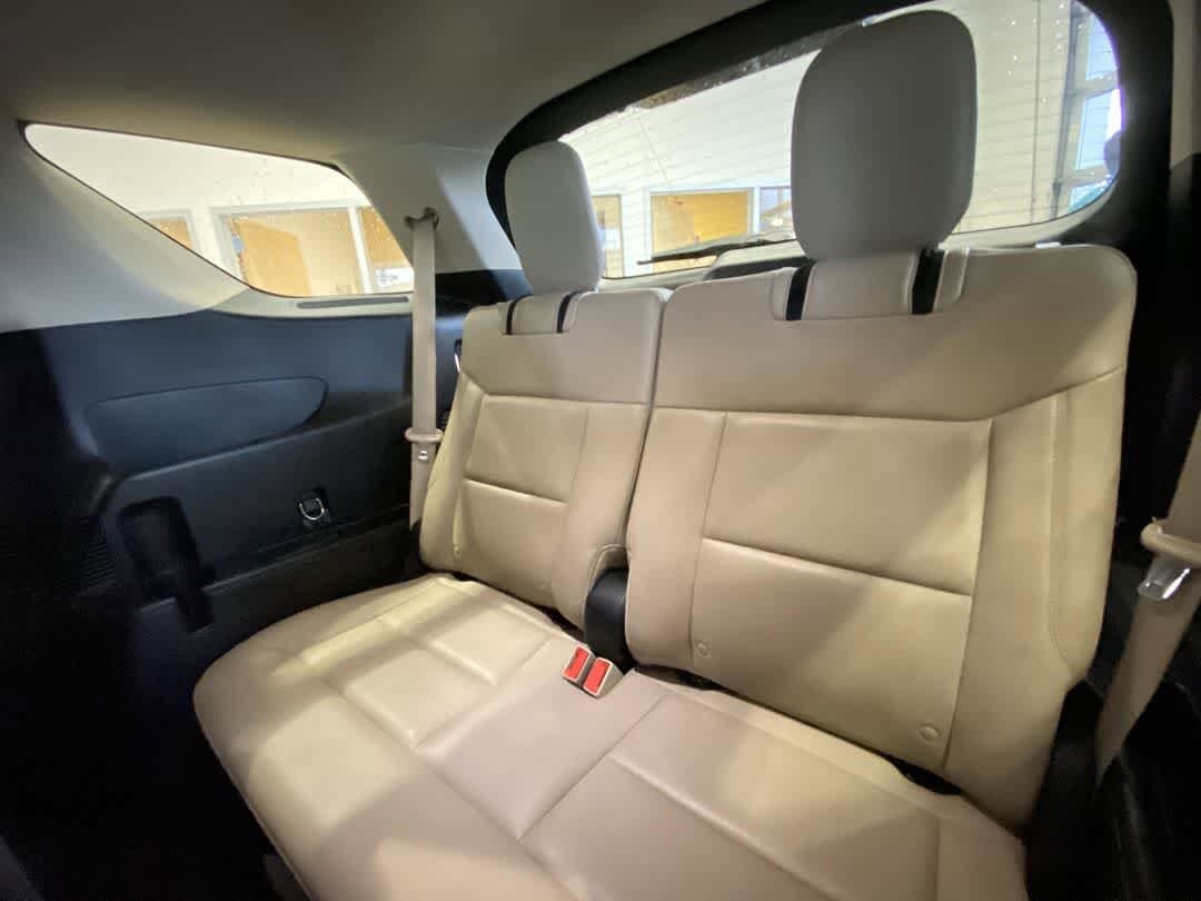 Thumbnail: 2020 Ford Explorer - 26