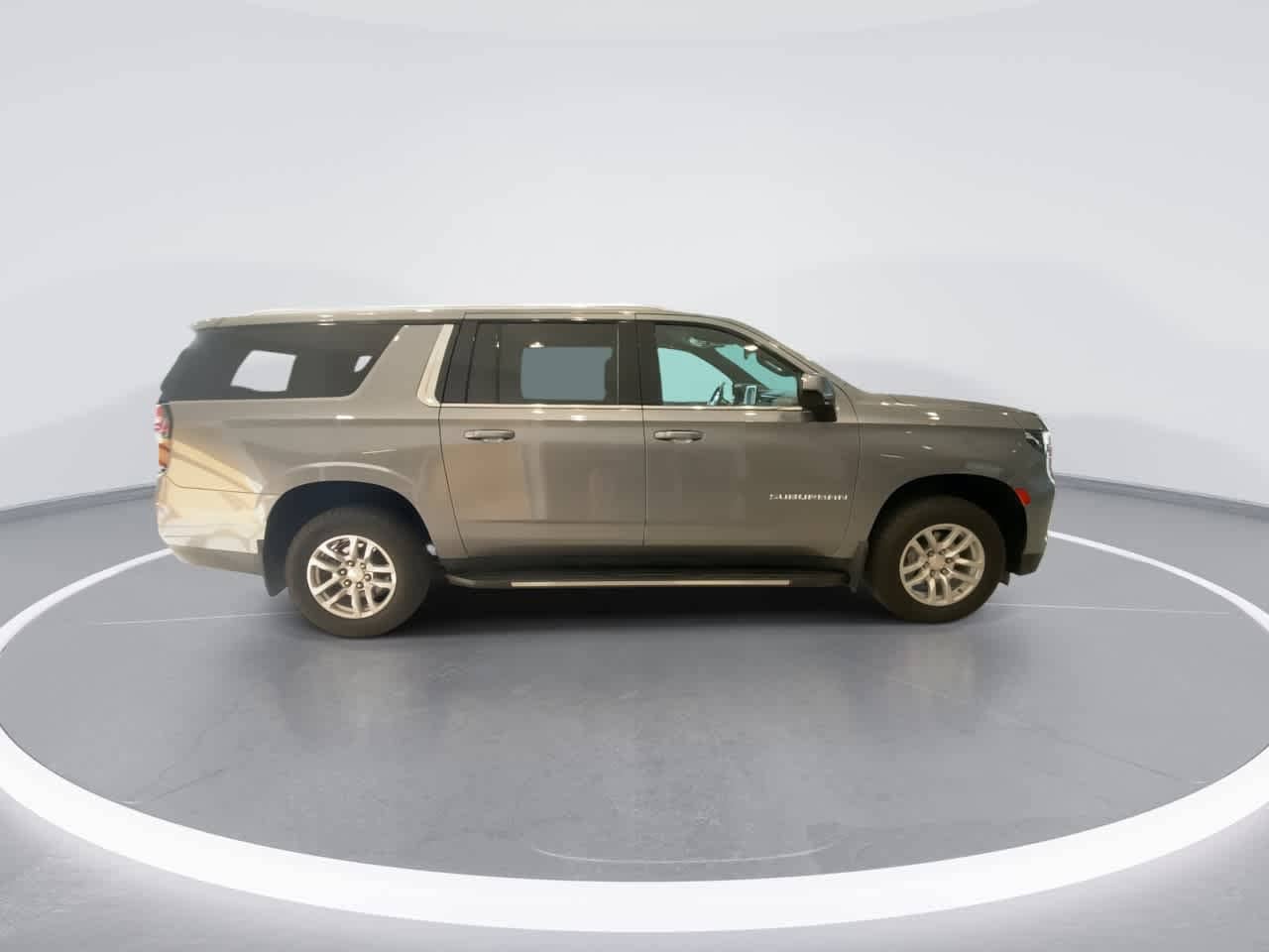 Thumbnail: 2021 Chevrolet Suburban - 9