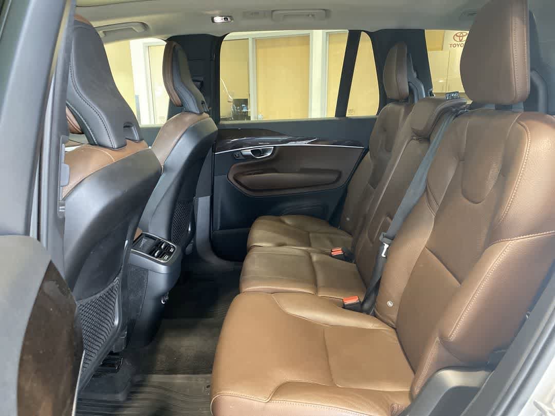 Thumbnail: 2019 Volvo XC90 - 21