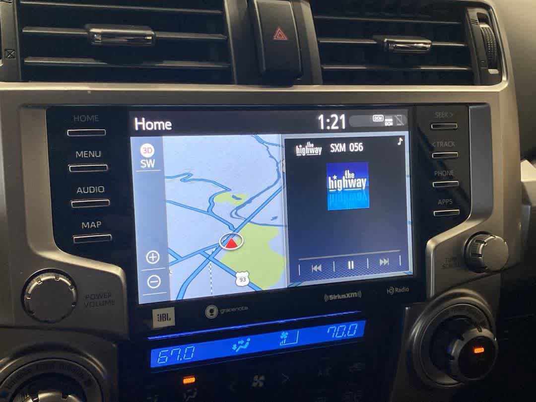 Thumbnail: 2022 Toyota 4Runner - 16