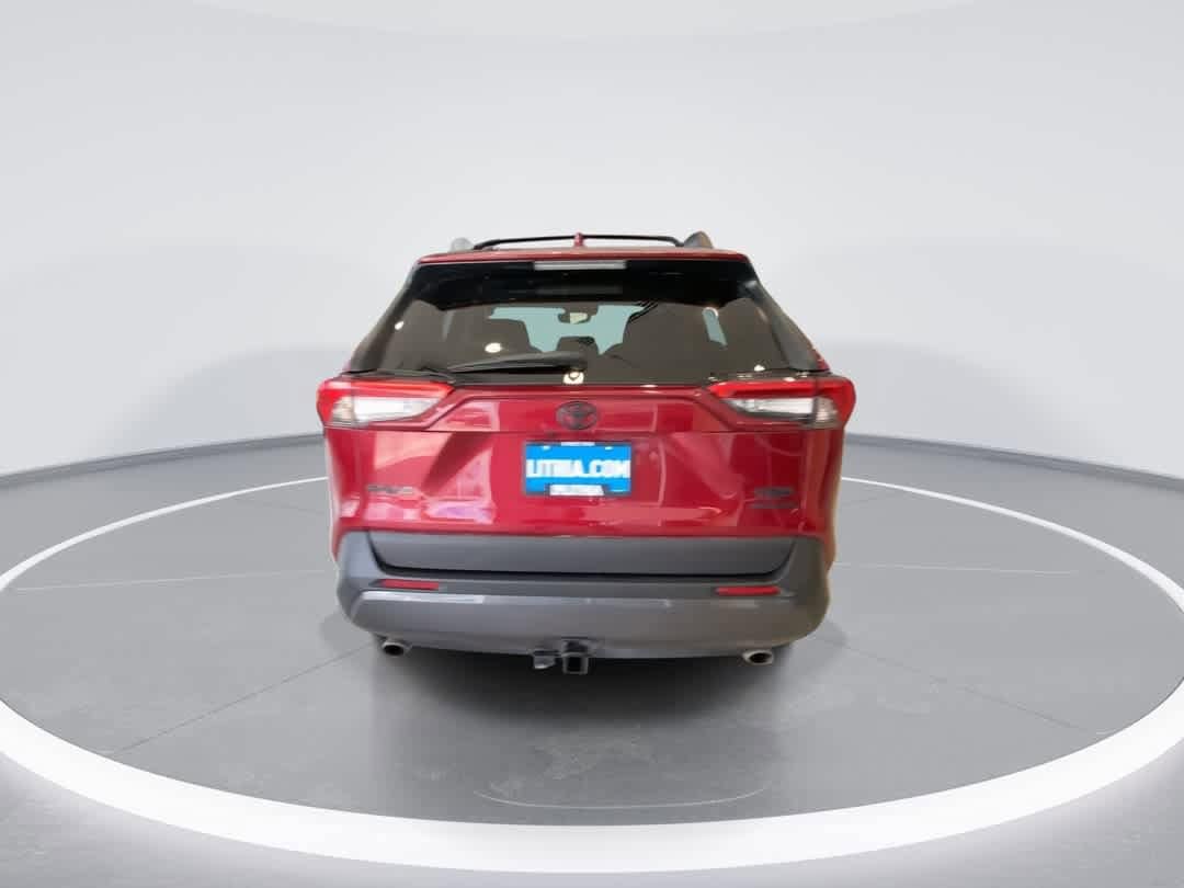 Thumbnail: 2022 Toyota RAV4 - 7