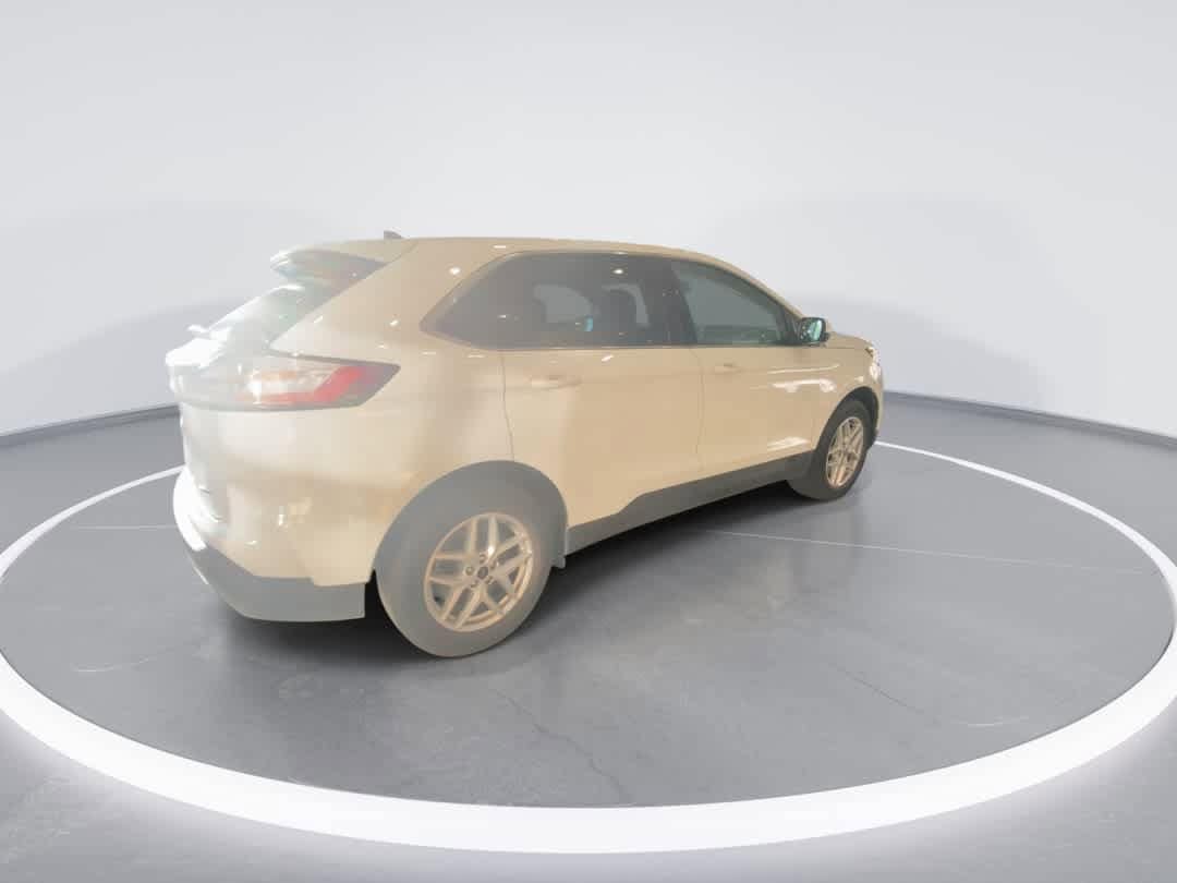 Thumbnail: 2024 Ford Edge - 8