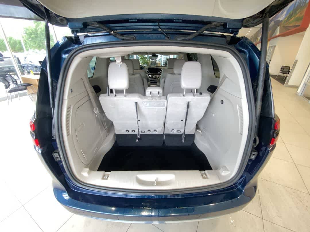 Thumbnail: 2021 Chrysler Pacifica - 26