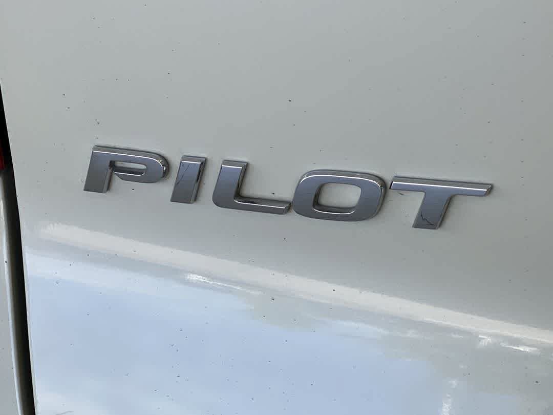 2016 Honda Pilot EX-L - Photo 11