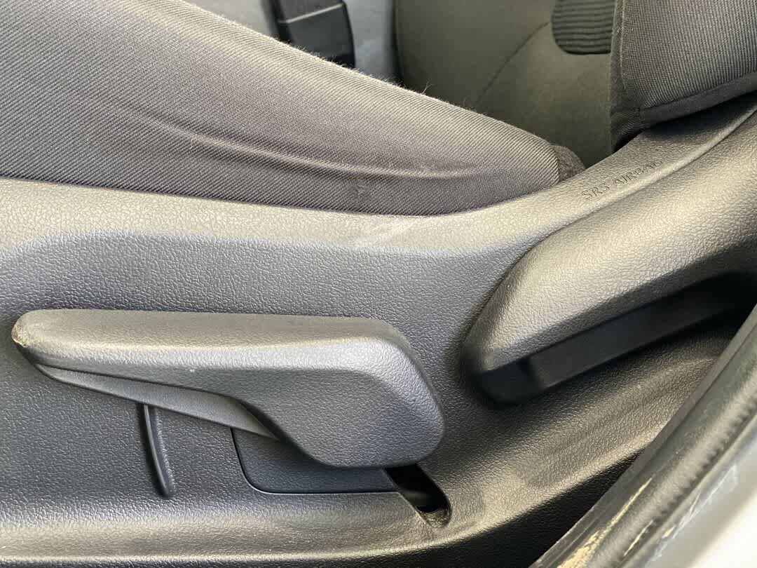 Thumbnail: 2024 Toyota RAV4 - 15