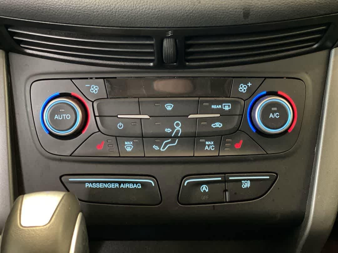 Thumbnail: 2018 Ford Escape - 22