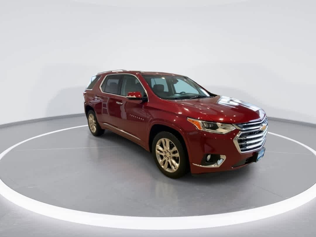 2019 Chevrolet Traverse High Country photo 2