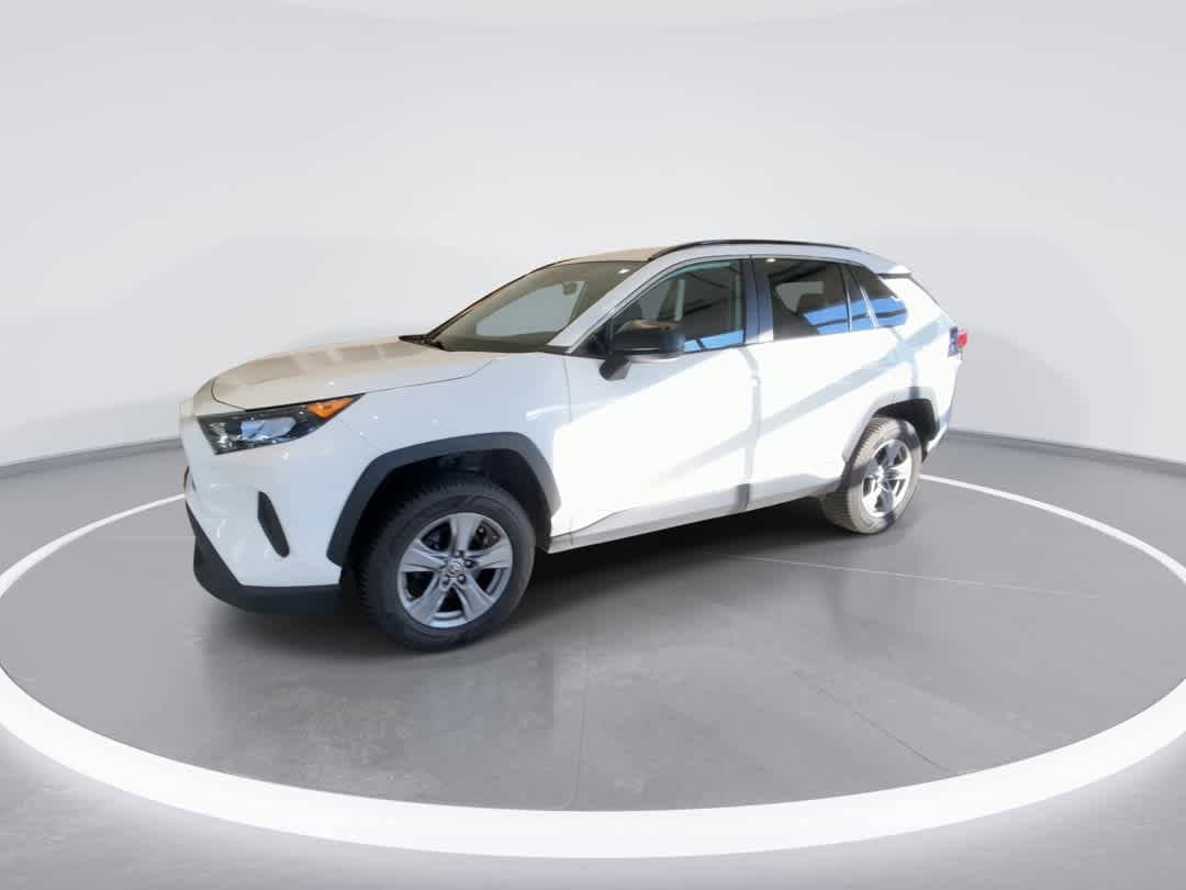 Thumbnail: 2022 Toyota RAV4 - 4
