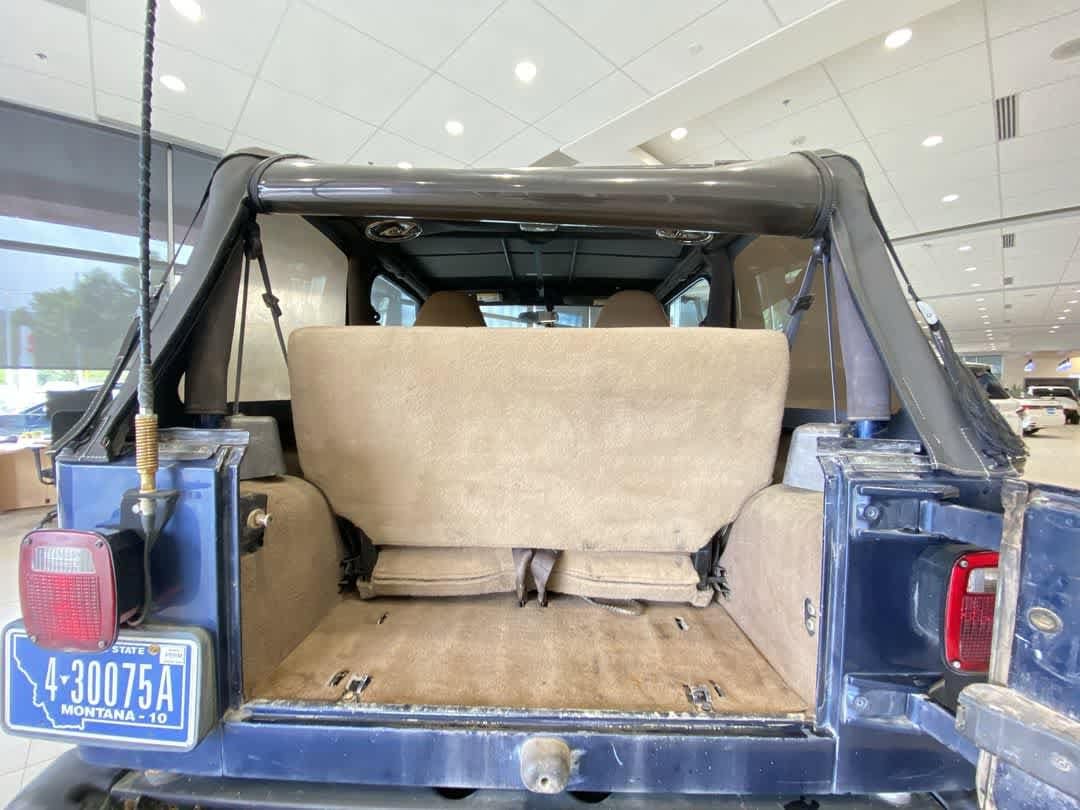 Thumbnail: 2002 Jeep Wrangler - 23