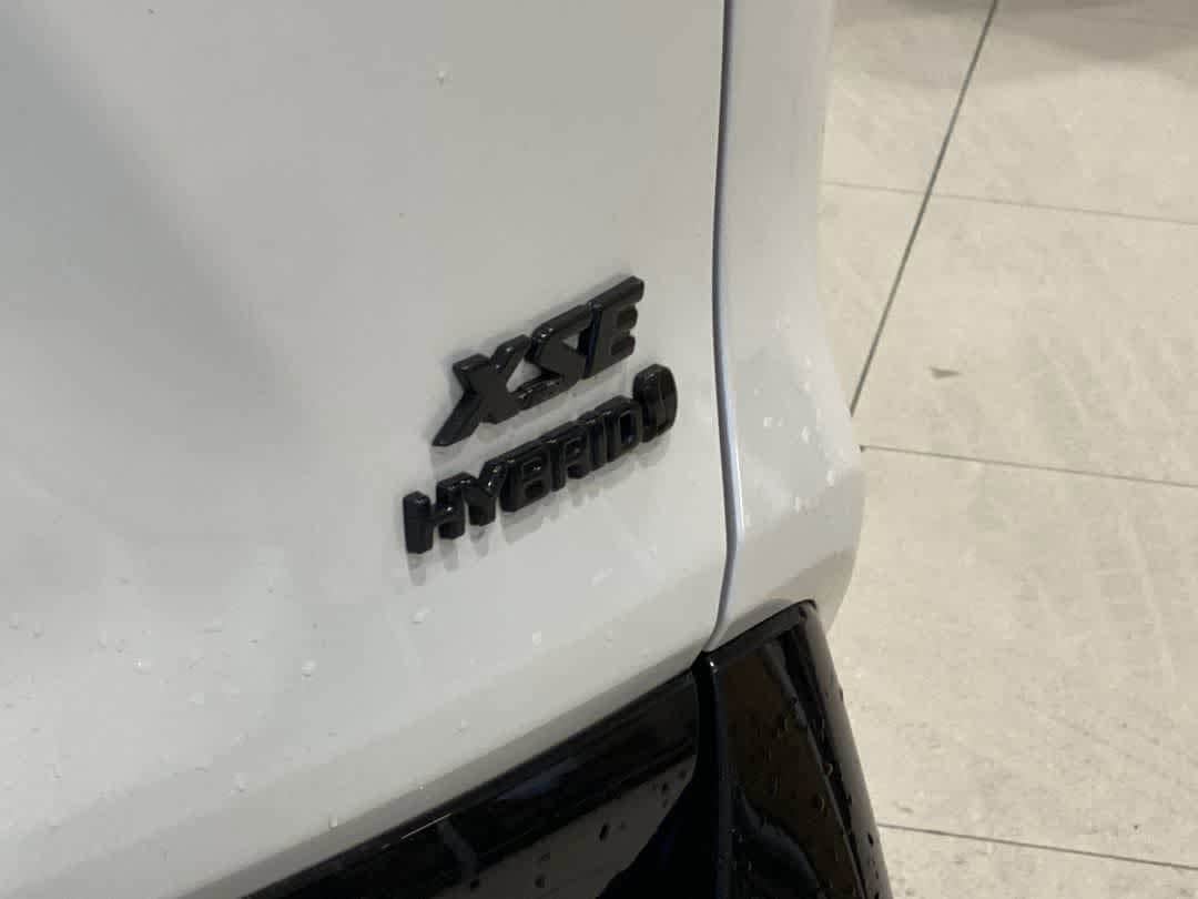 Thumbnail: 2024 Toyota RAV4 - 12