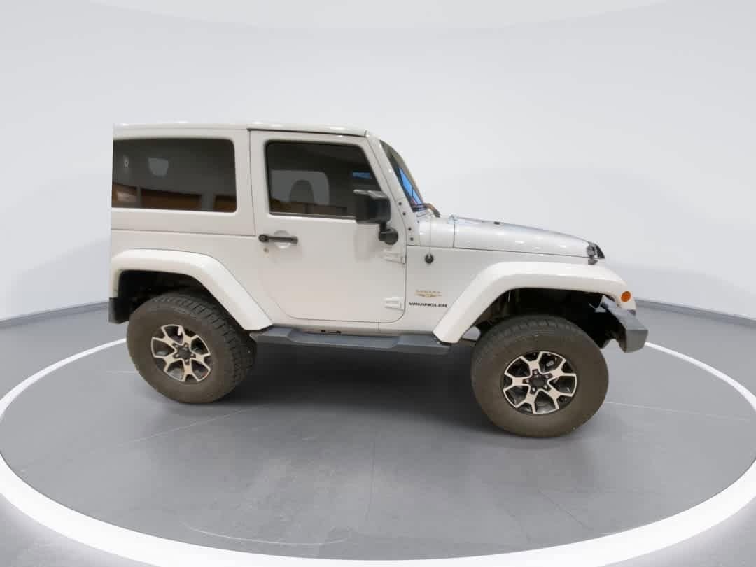 Thumbnail: 2015 Jeep Wrangler - 9