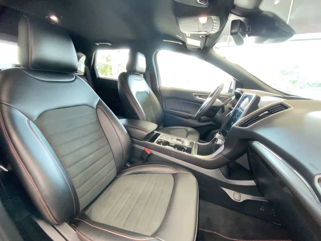 Thumbnail: 2024 Ford Edge - 25