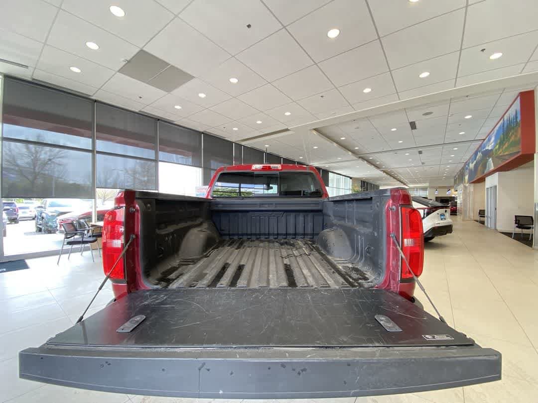 Thumbnail: 2019 Chevrolet Colorado - 25