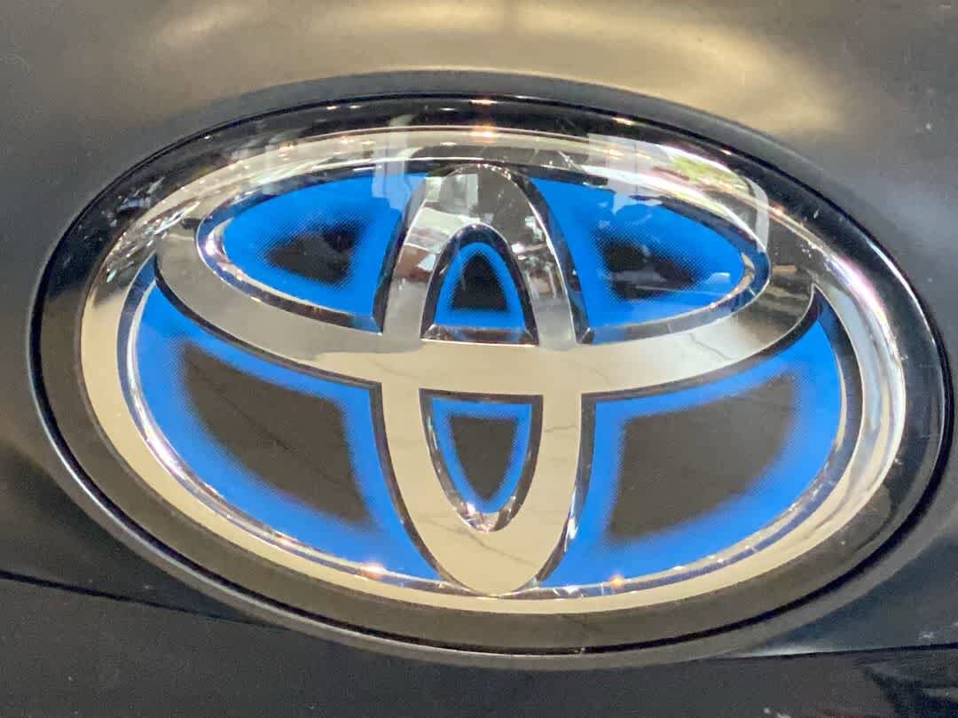 Thumbnail: 2025 Toyota Sienna - 10