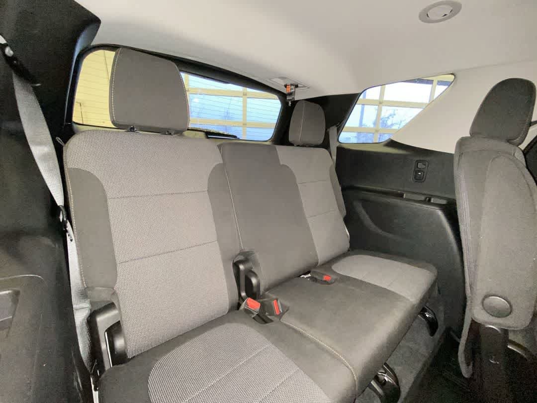 Thumbnail: 2020 Chevrolet Traverse - 25