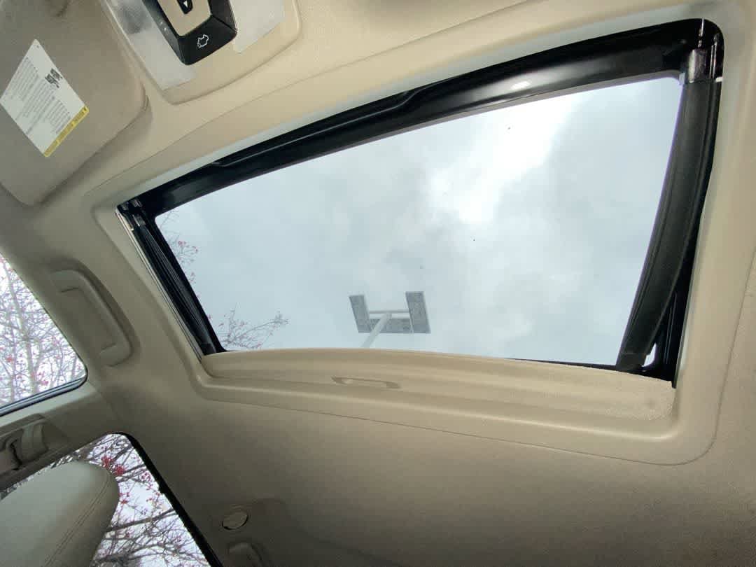 Thumbnail: 2020 Toyota Sienna - 22