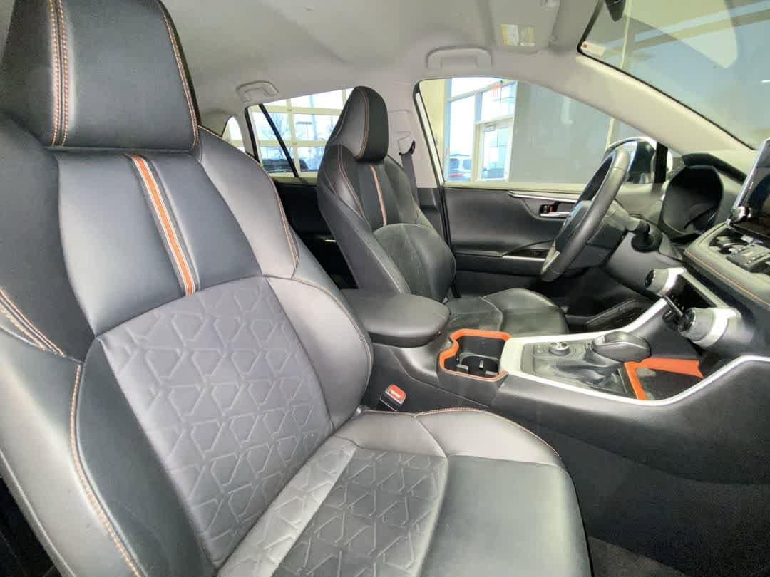 Thumbnail: 2024 Toyota RAV4 - 25