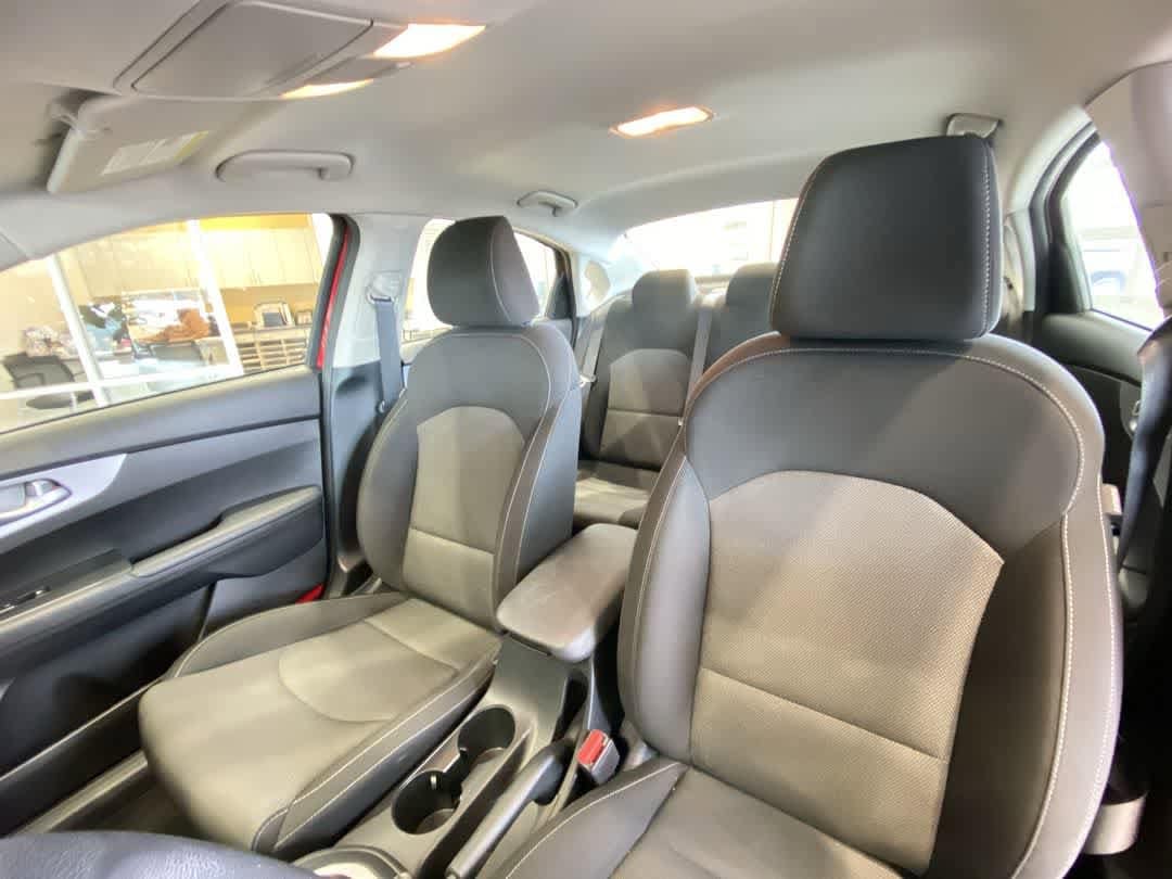 Thumbnail: 2023 Kia Forte - 13