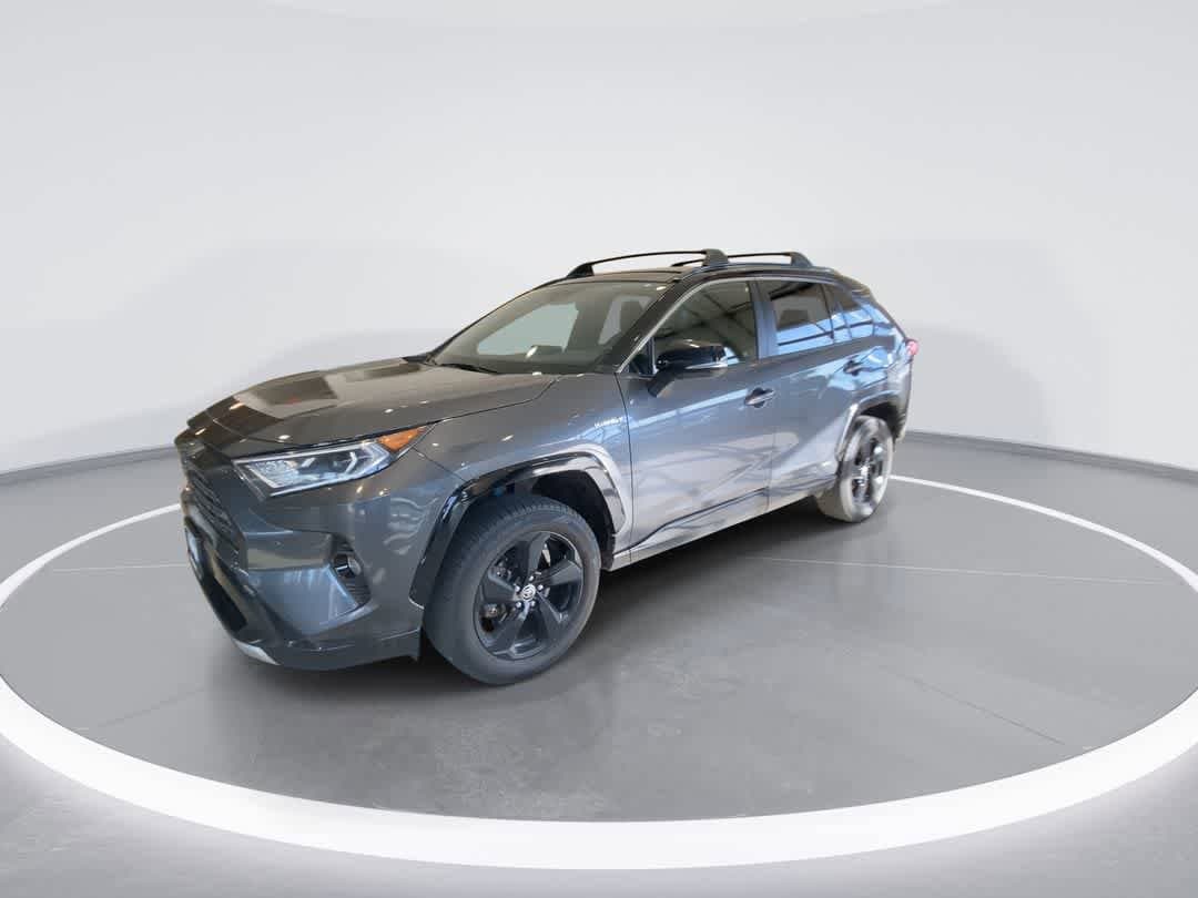 Thumbnail: 2020 Toyota RAV4 - 4