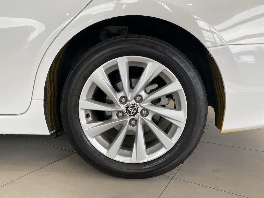 Thumbnail: 2024 Toyota Camry - 12