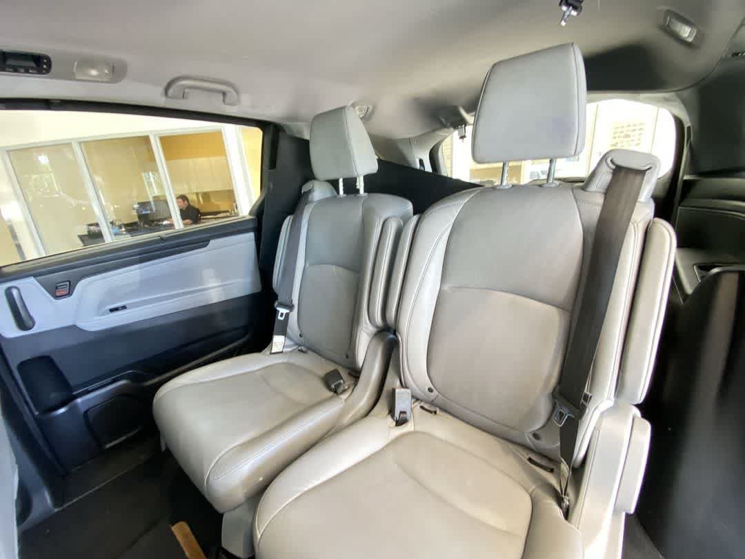 Thumbnail: 2018 Honda Odyssey - 25