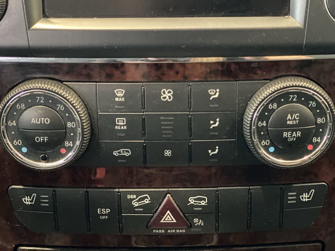Thumbnail: 2010 Mercedes-Benz M-Class - 22