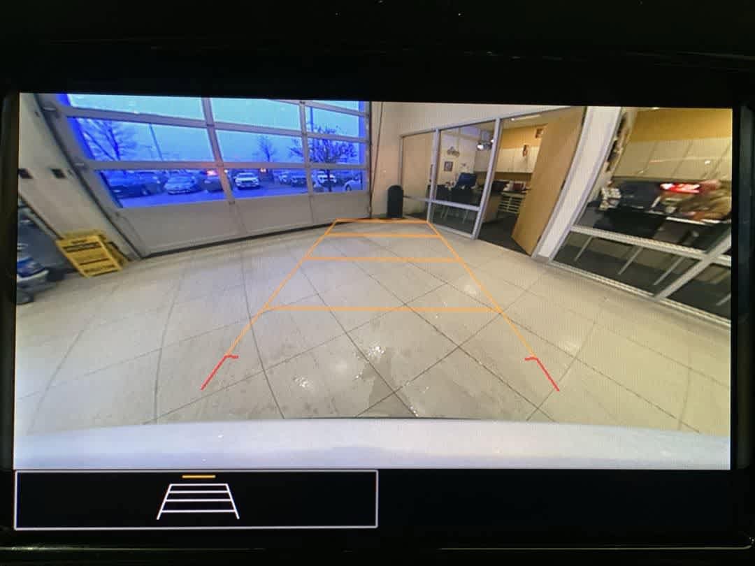 Thumbnail: 2020 Chevrolet Traverse - 20