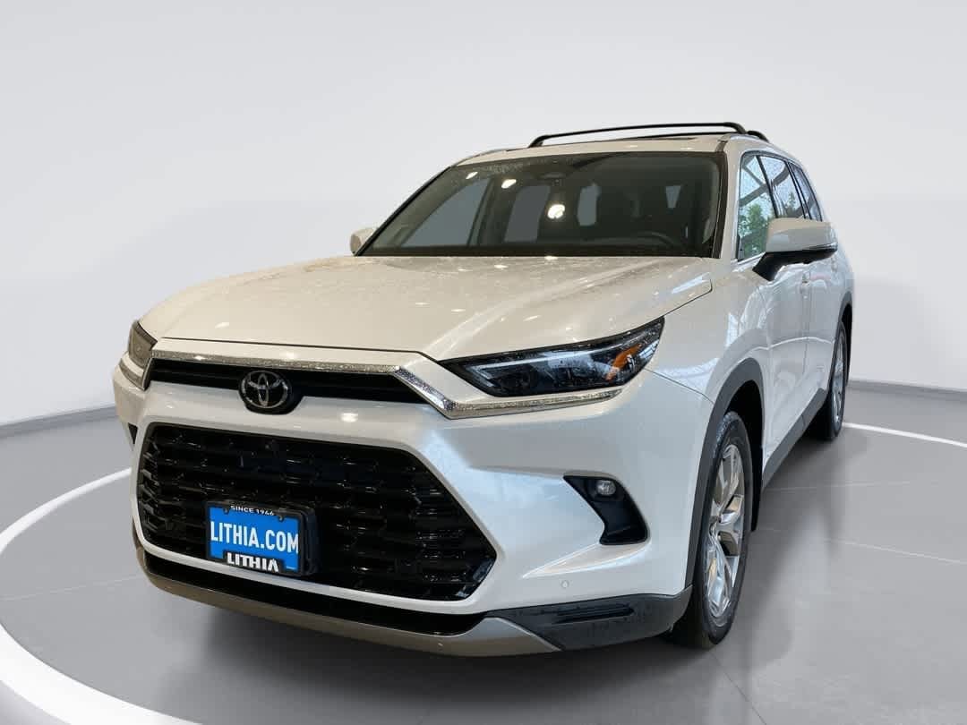 Thumbnail: 2024 Toyota Grand Highlander - 1