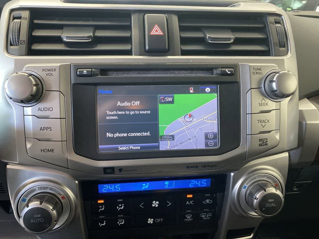 Thumbnail: 2019 Toyota 4Runner - 18