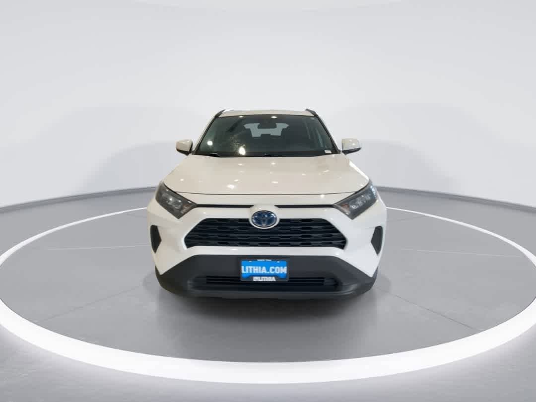 Thumbnail: 2021 Toyota RAV4 - 3