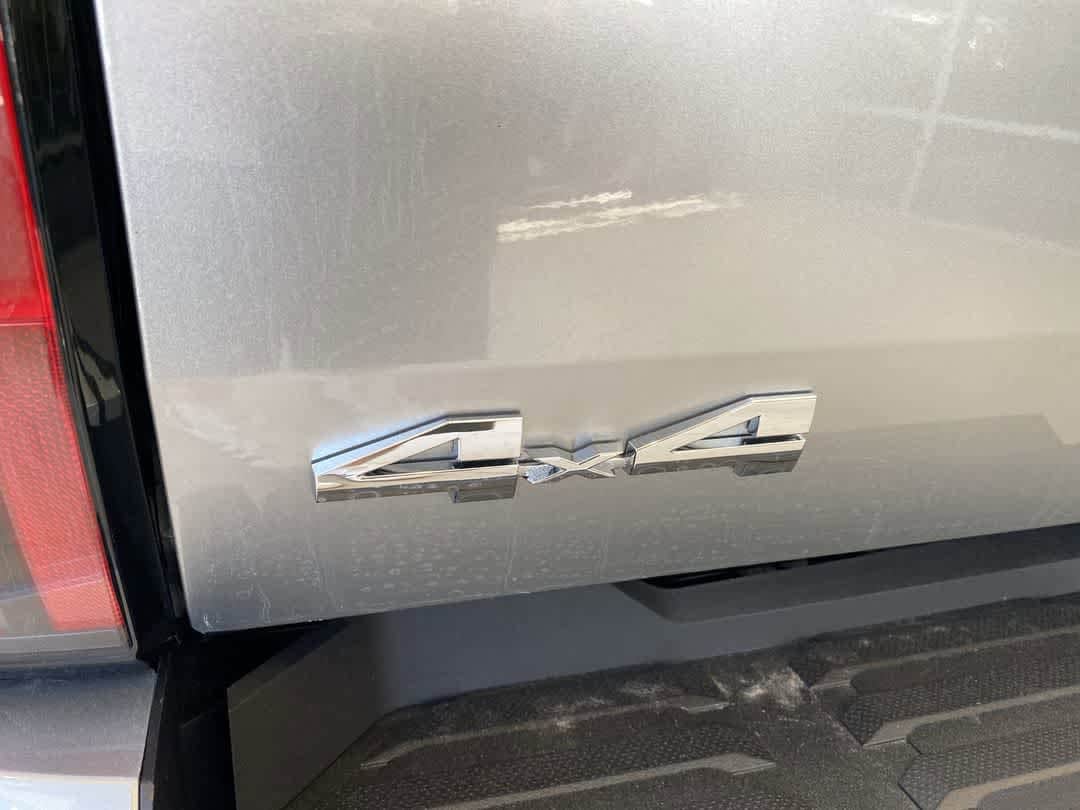 Thumbnail: 2025 Toyota Tundra - 11