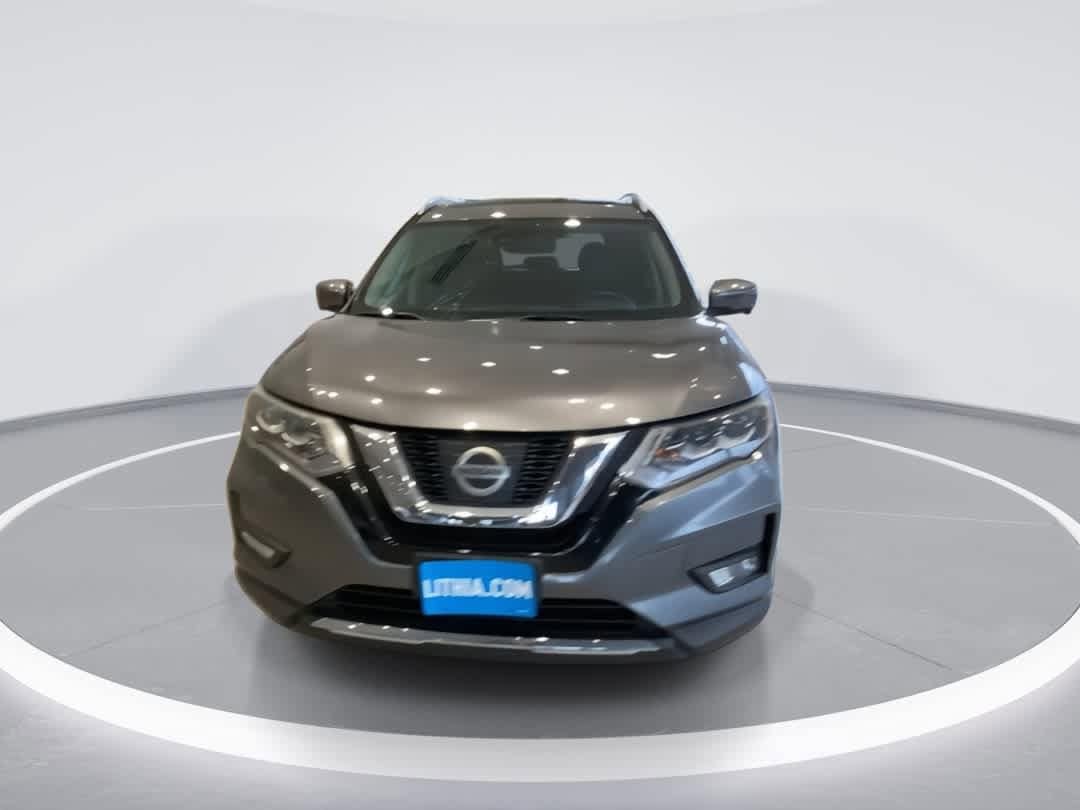 Thumbnail: 2017 Nissan Rogue - 3