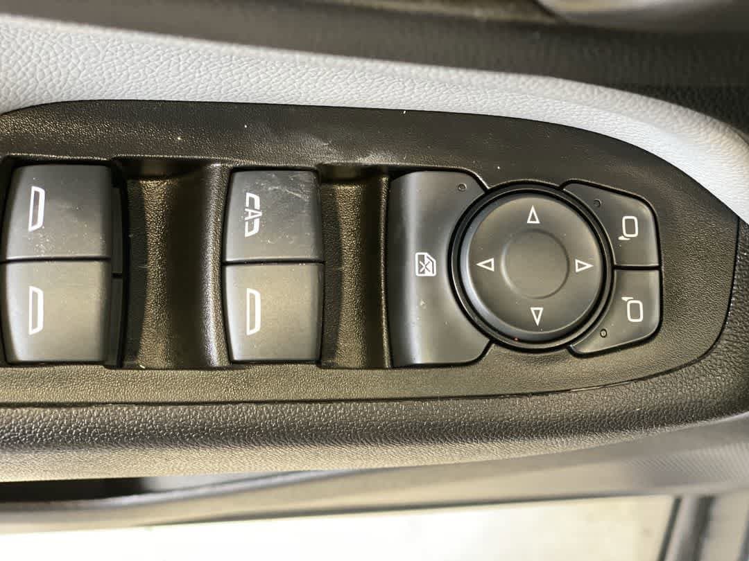 Thumbnail: 2024 Chevrolet Equinox - 16