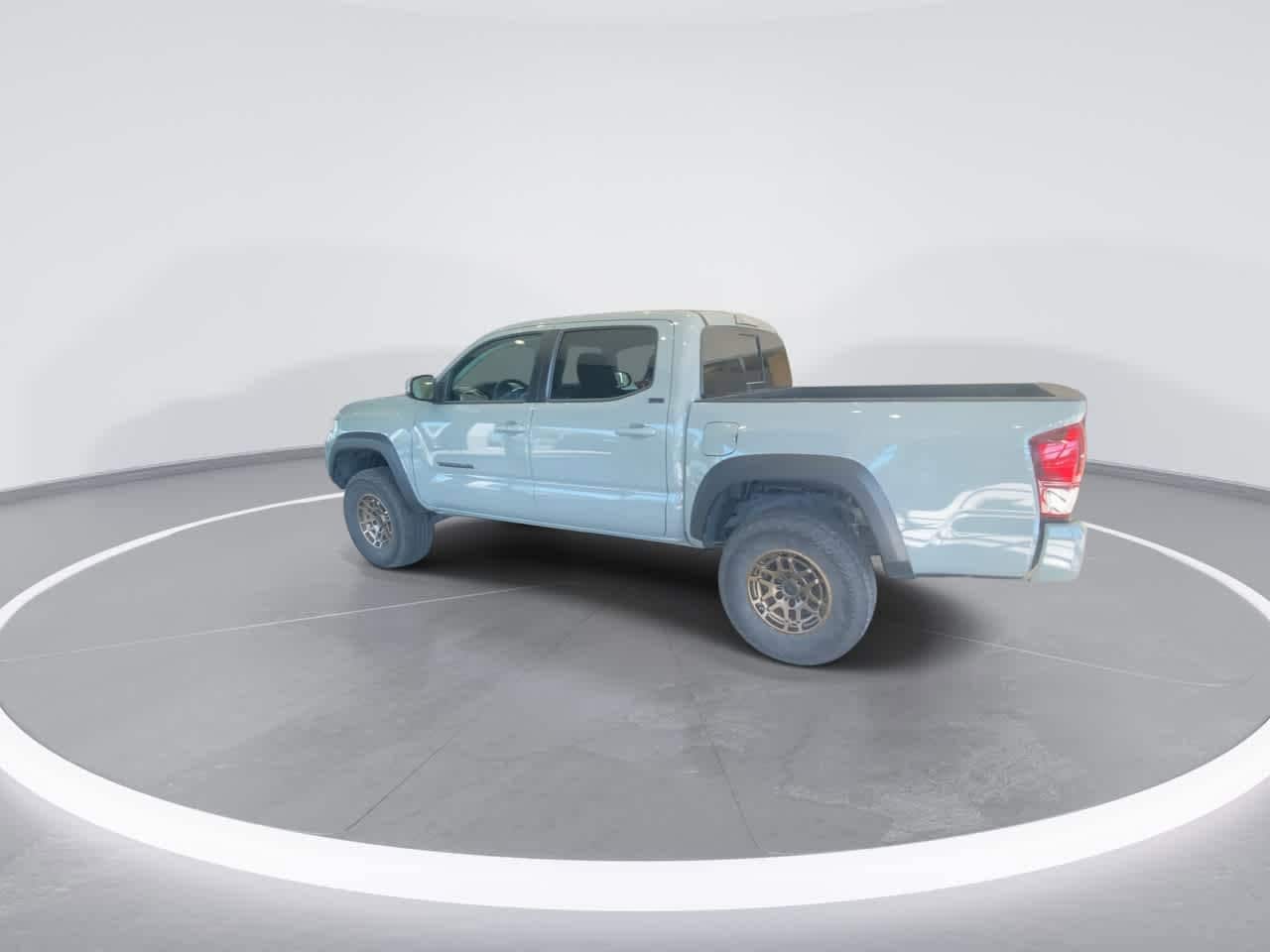 Thumbnail: 2022 Toyota Tacoma - 6