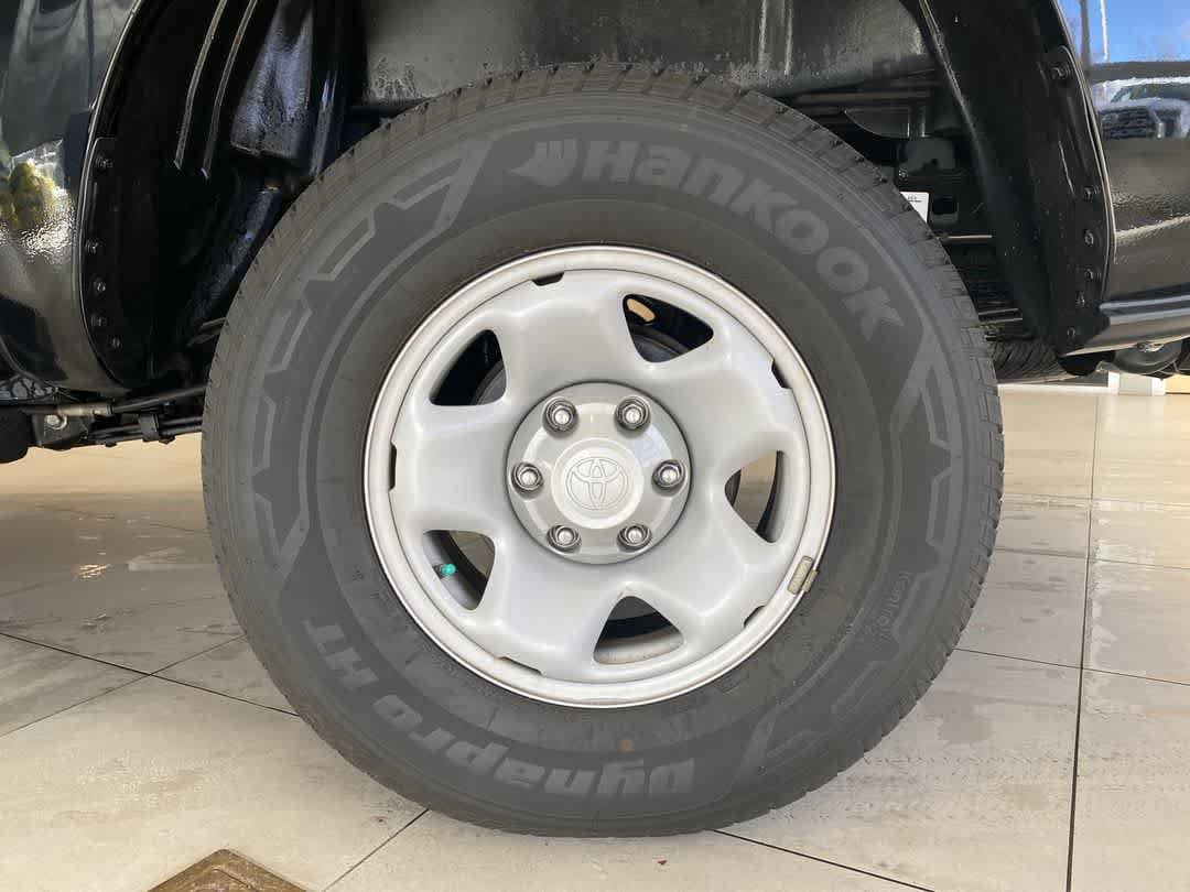 Thumbnail: 2023 Toyota Tacoma - 10