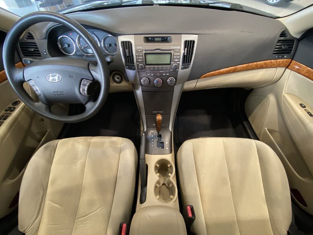 2010 Hyundai Sonata  21