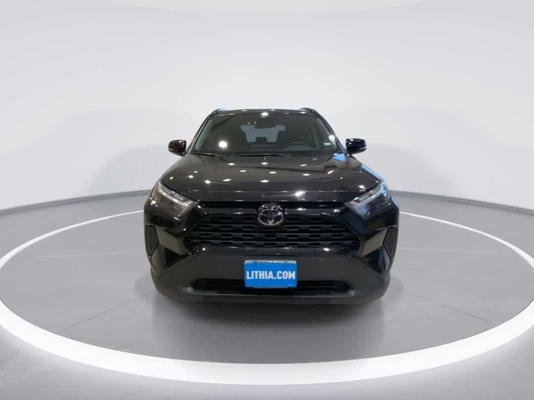 Thumbnail: 2025 Toyota RAV4 - 3