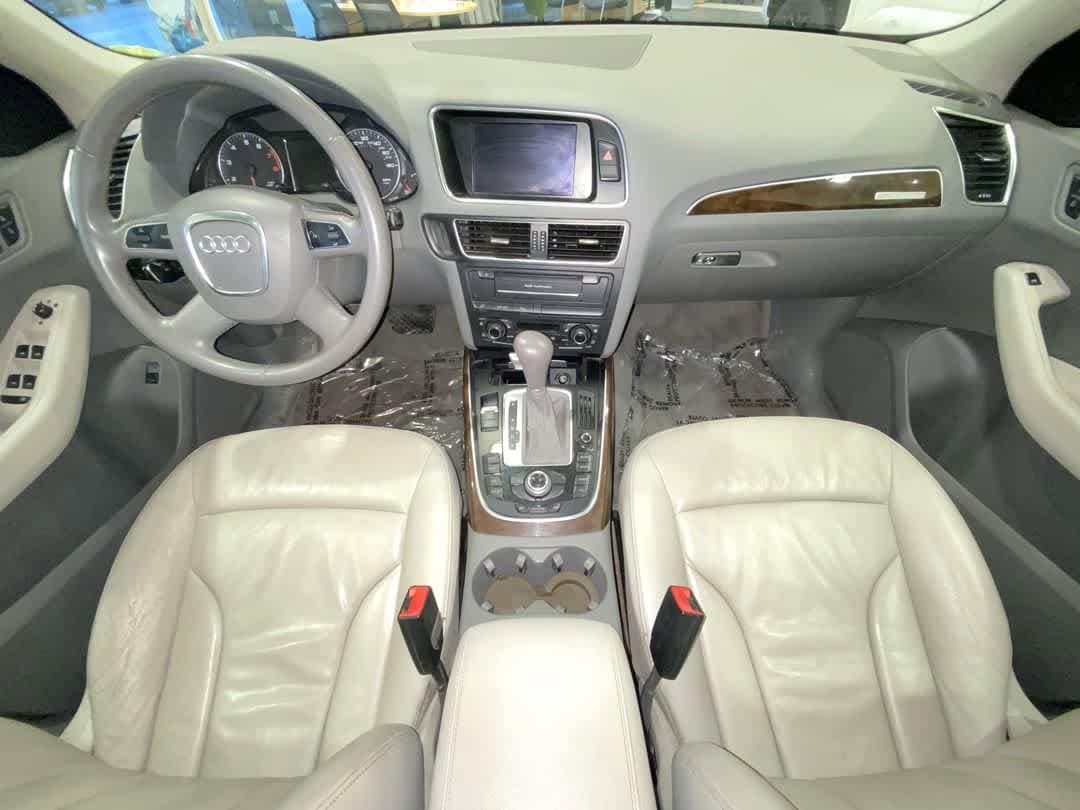 Thumbnail: 2010 Audi Q5 - 23